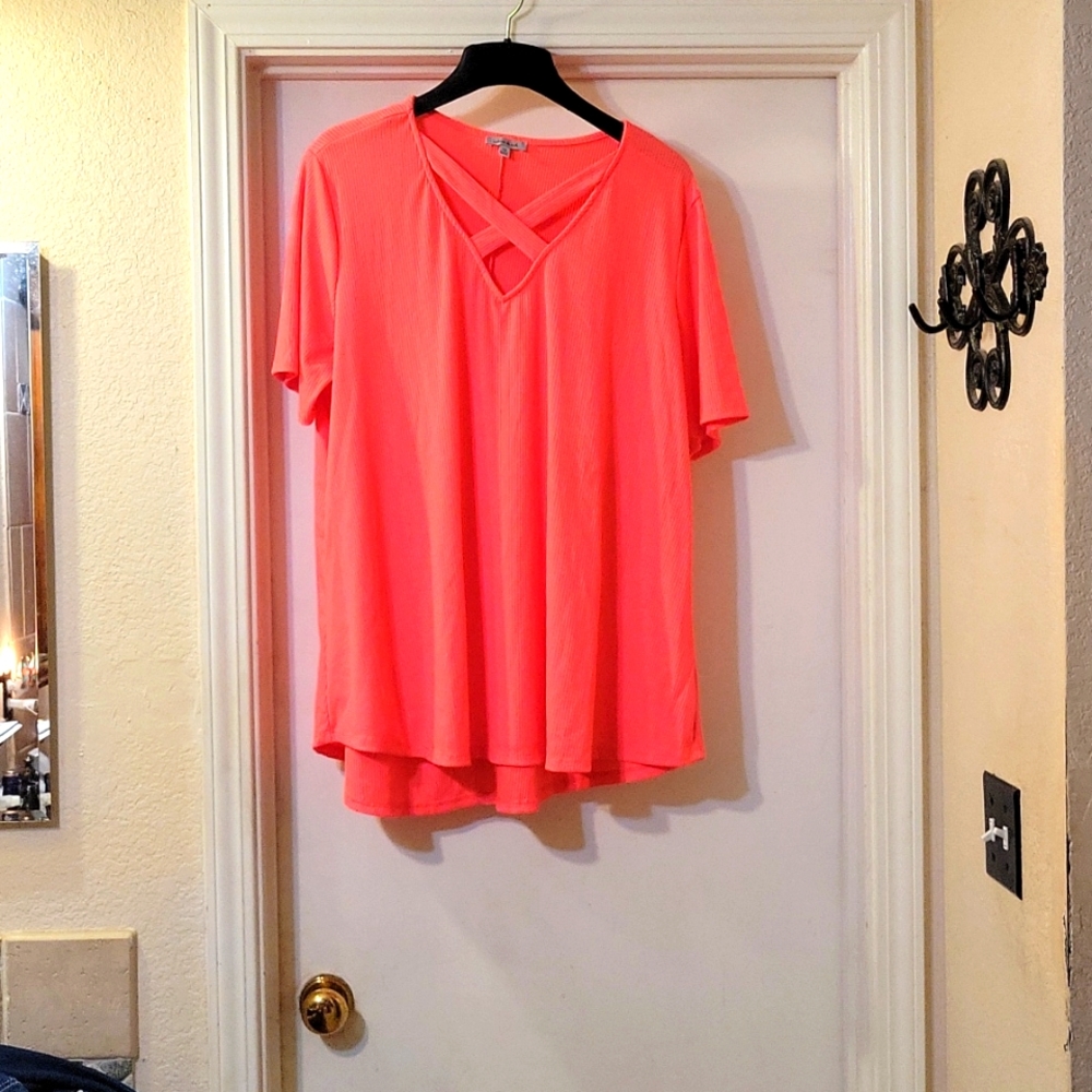 🟣🟣Pink short sleeve rayon blend top Size 3X 🟣 2 for $12